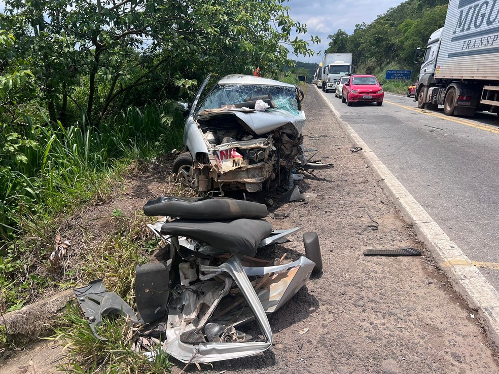 Acidente em dezembro de 2023 na BR-381 em Santana do Paraíso, em ponto do "trecho da morte". — Foto: Marina Bhering/Inter TV dos Vales