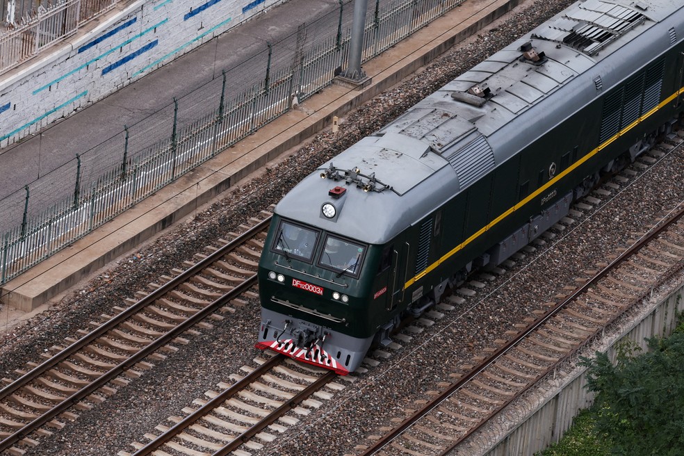 Bilhetes para primeiro trem entre Pequim e Pyongyang em seis anos esgotam rapidamente