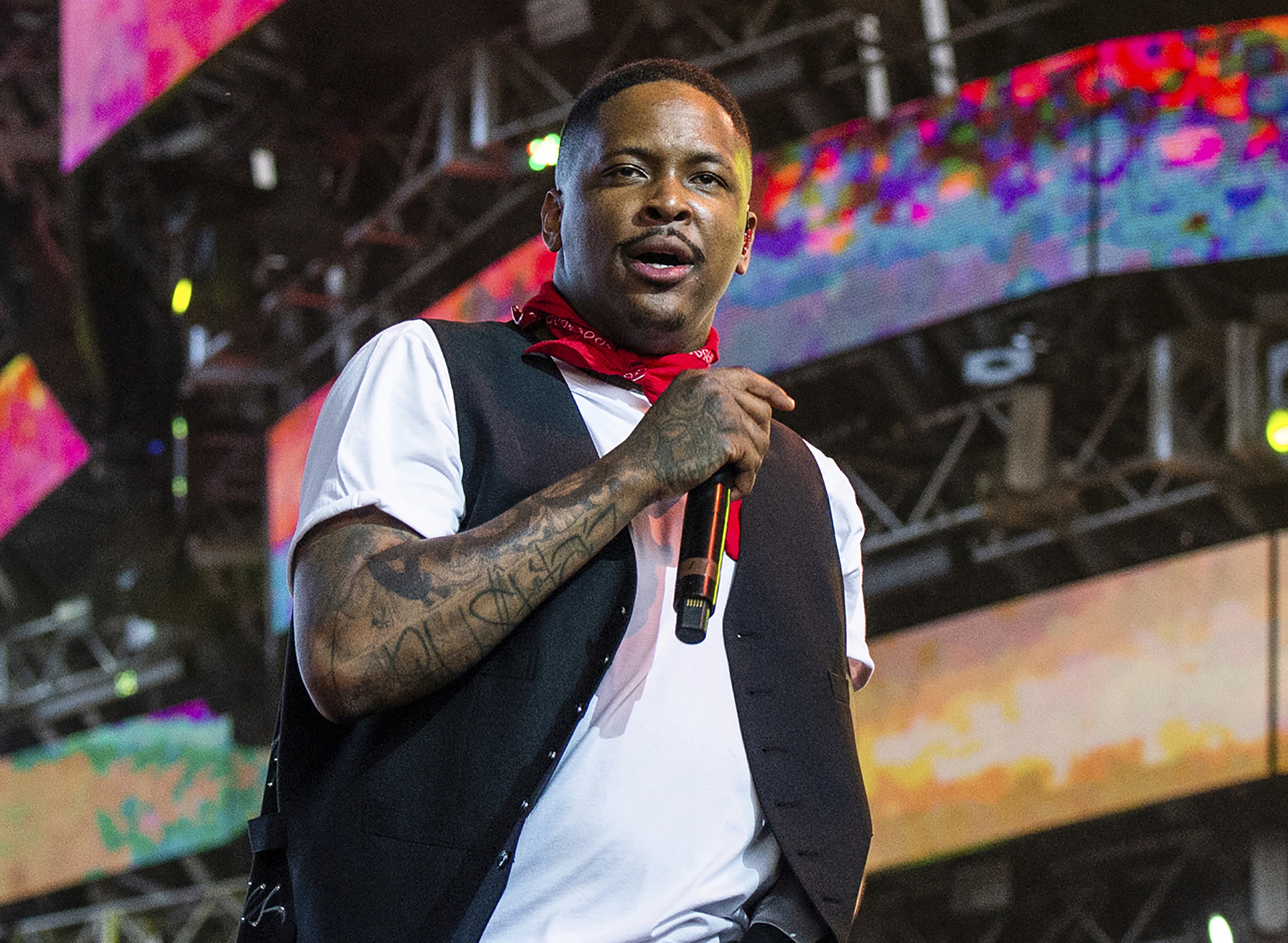 Rapper YG é preso nos Estados Unidos por suspeita de roubo | G1