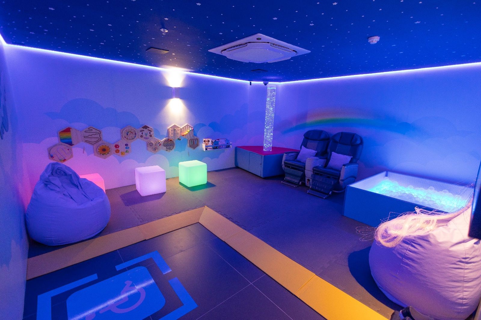 Aeroporto de São Luís oferece nova sala multissensorial para atender passageiros com TEA e TDAH