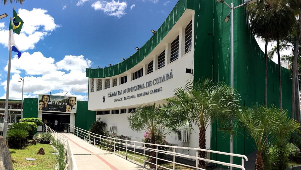 Câmara de Cuiabá inicia planejamento de concurso público com até 43 cargos