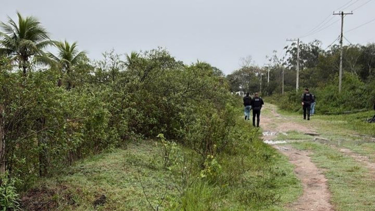 PM faz operação em Itaboraí para localizar assassinos de cabo na BR-101; 2 suspeitos são baleados 