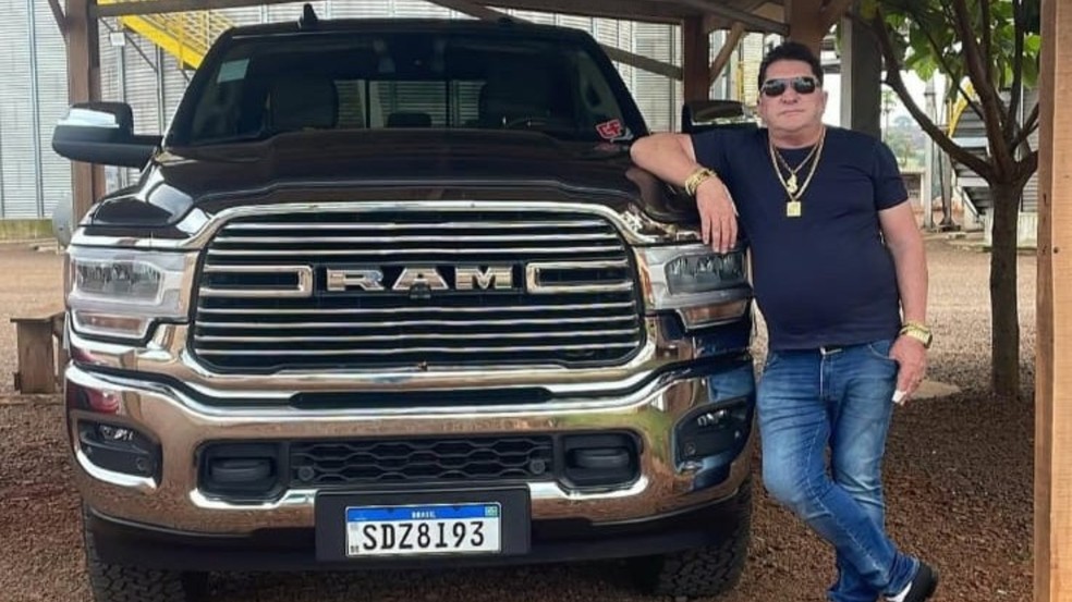 Celso Fruet ostentava carros de luxo nas redes sociais — Foto: Reprodução/ Rede Sociais