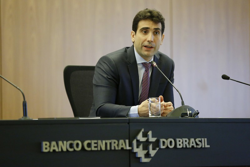 Presidente do BC vai escrever mais uma carta ao ministro da Fazenda sobre o descumprimento da meta de inflação