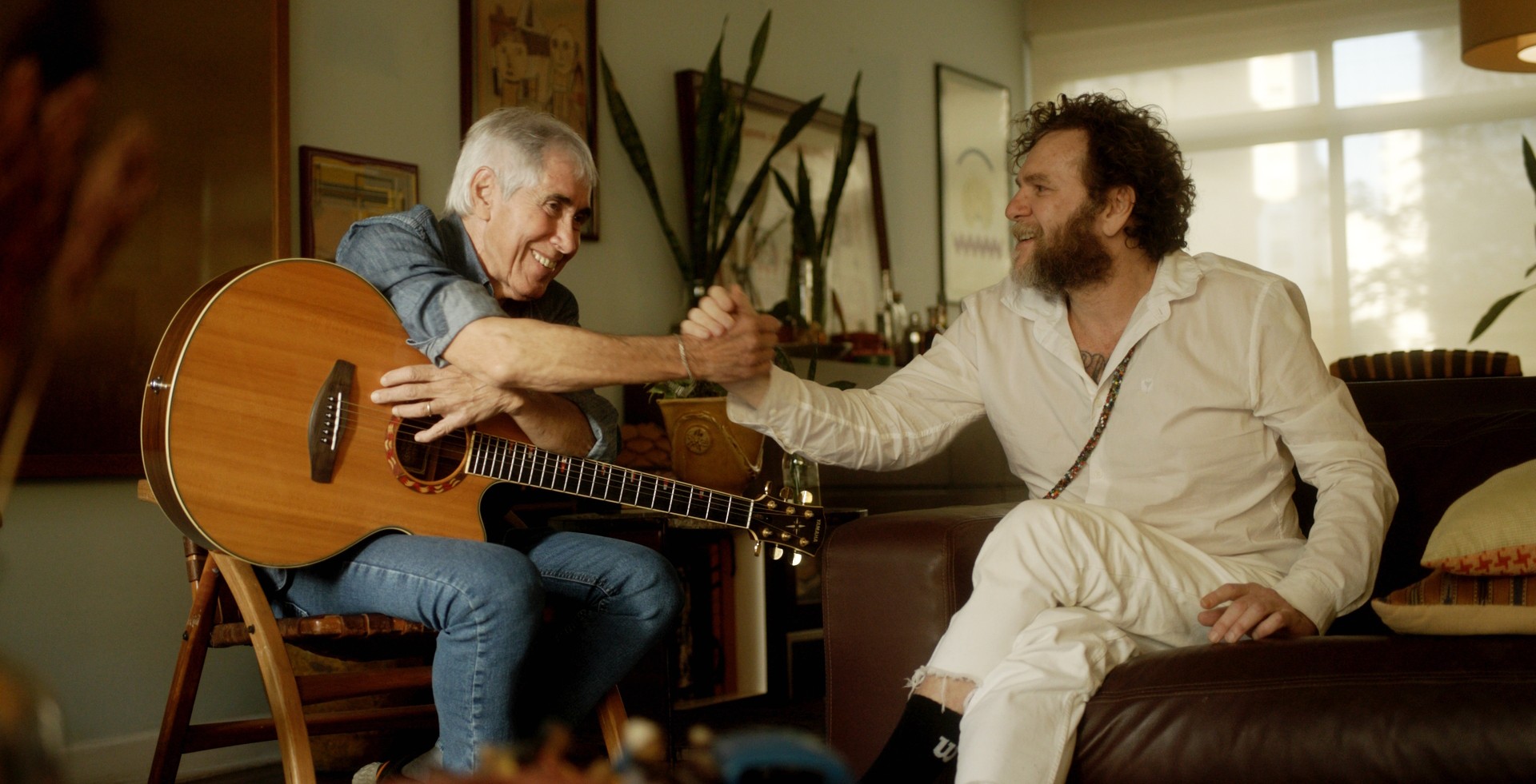 Odair José se encontra com Otto em documentário que estreia em festival, em outubro, com foco na vida do autor da canção ‘Vou tirar você desse lugar’