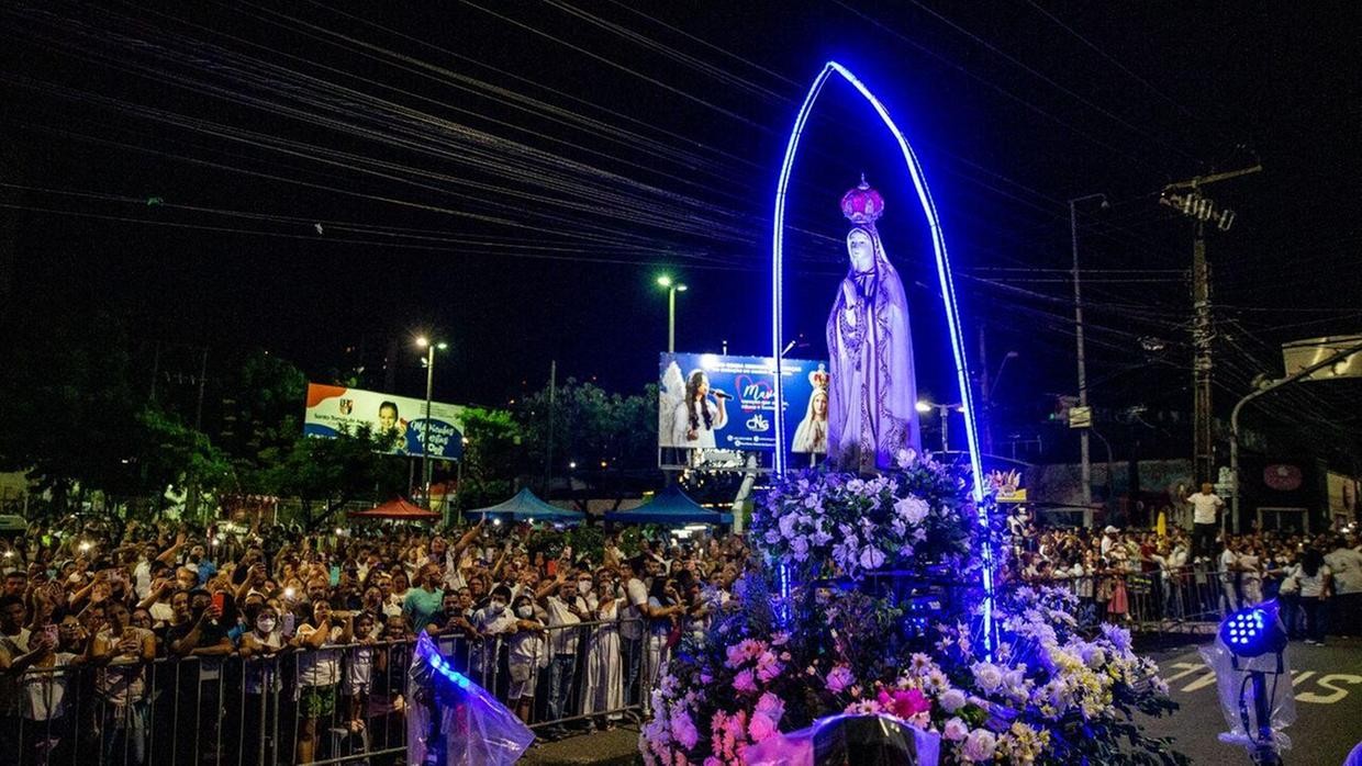 Procissão de Nossa Senhora de Fátima: confira linhas de ônibus desviadas e ruas bloqueadas nesta segunda-feira (13)