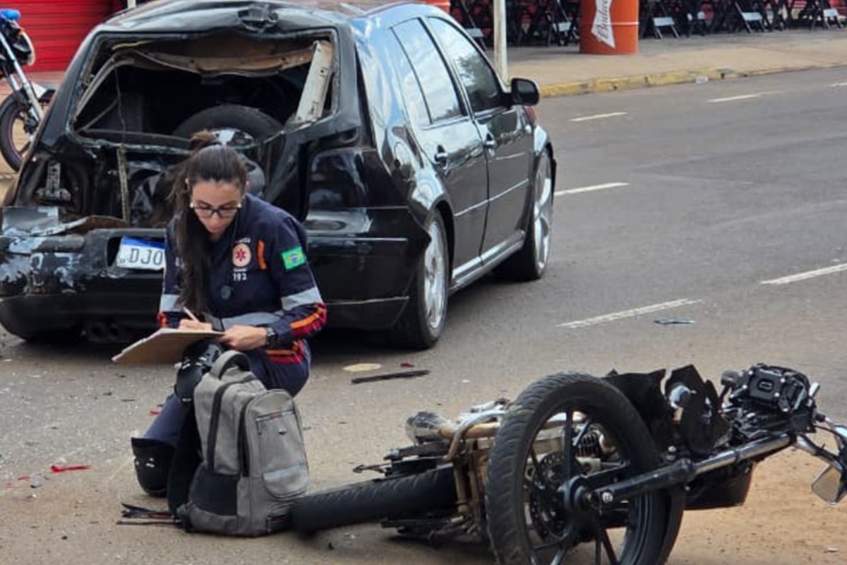 Motociclista morre ao bater na traseira de carro na região da UFMS, em Campo Grande