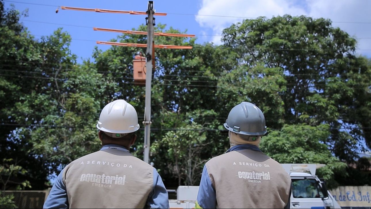 Distribuidora realiza obra para reforçar qualidade de energia elétrica em Alter do Chão