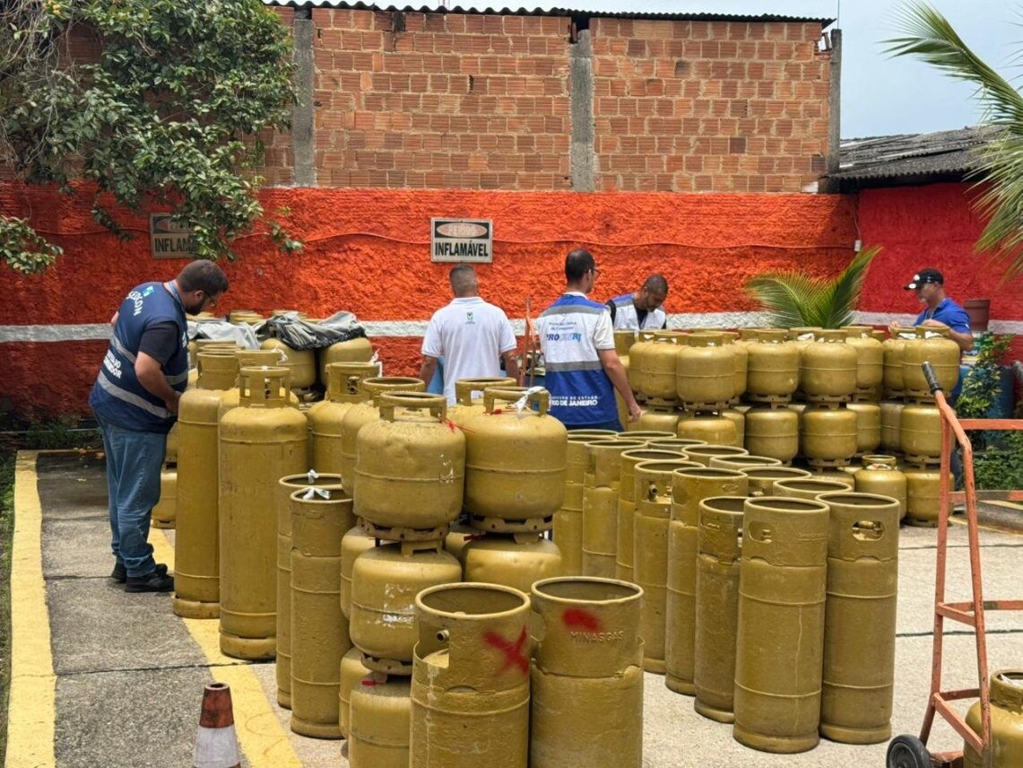 Estabelecimento é fechado em Resende por vazamento em botijão de gás
