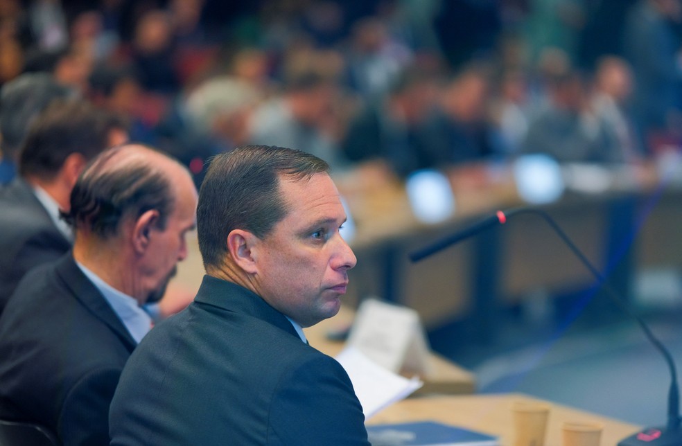 Mauro Cid durante interrogatório ao STF sobre trama golpista — Foto: Reuters/Diego Herculano
