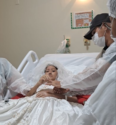 Paciente com câncer realiza sonho de casar dois dias antes de morrer, em João Pessoa 