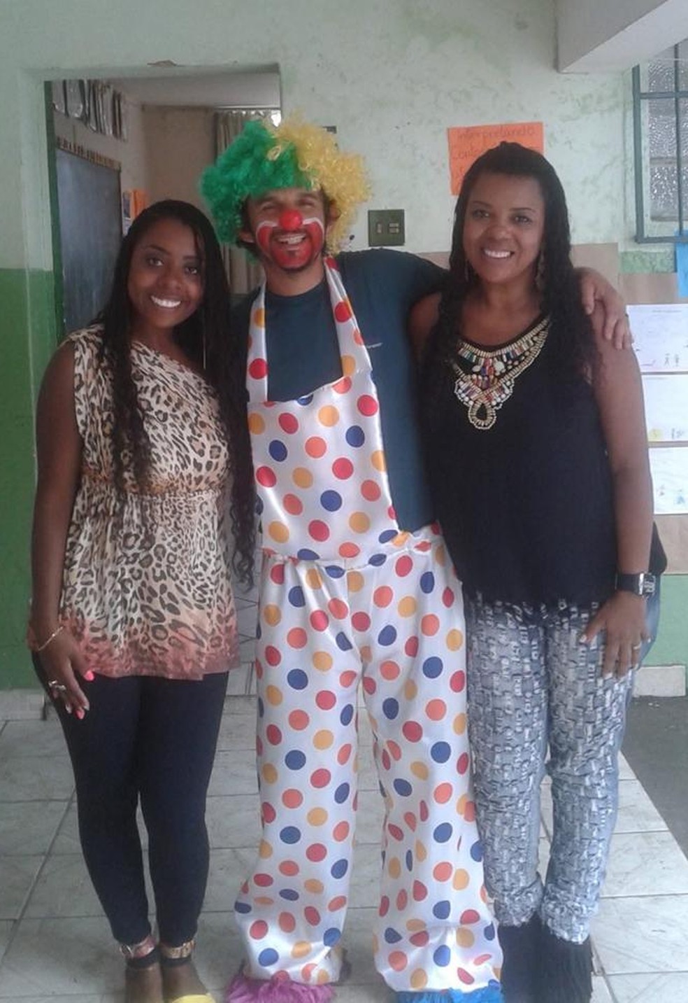 Mãe e filha estudaram na Escola Estadual Teodorico Ribeiro de Assis — Foto: Karen Rosa/Arquivo Pessoal