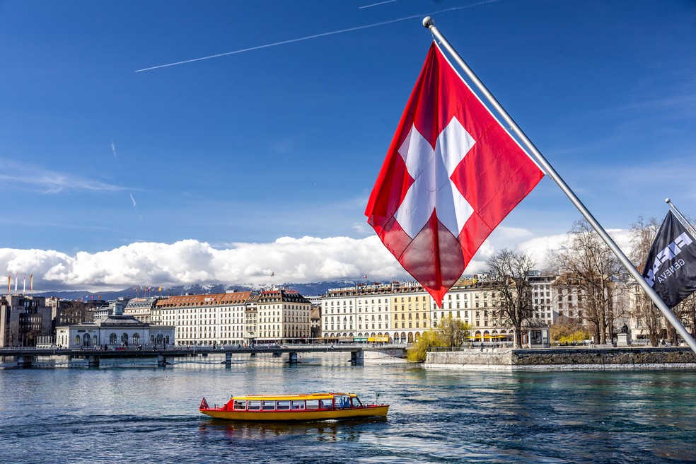 A Suíça é o país com maior IDH do mundo (0,967), segundo ranking divulgado pelo Programa das Nações Unidas pelo Desenvolvimento (PNUD), da ONU. — Foto: Denis Balibouse/Reuters