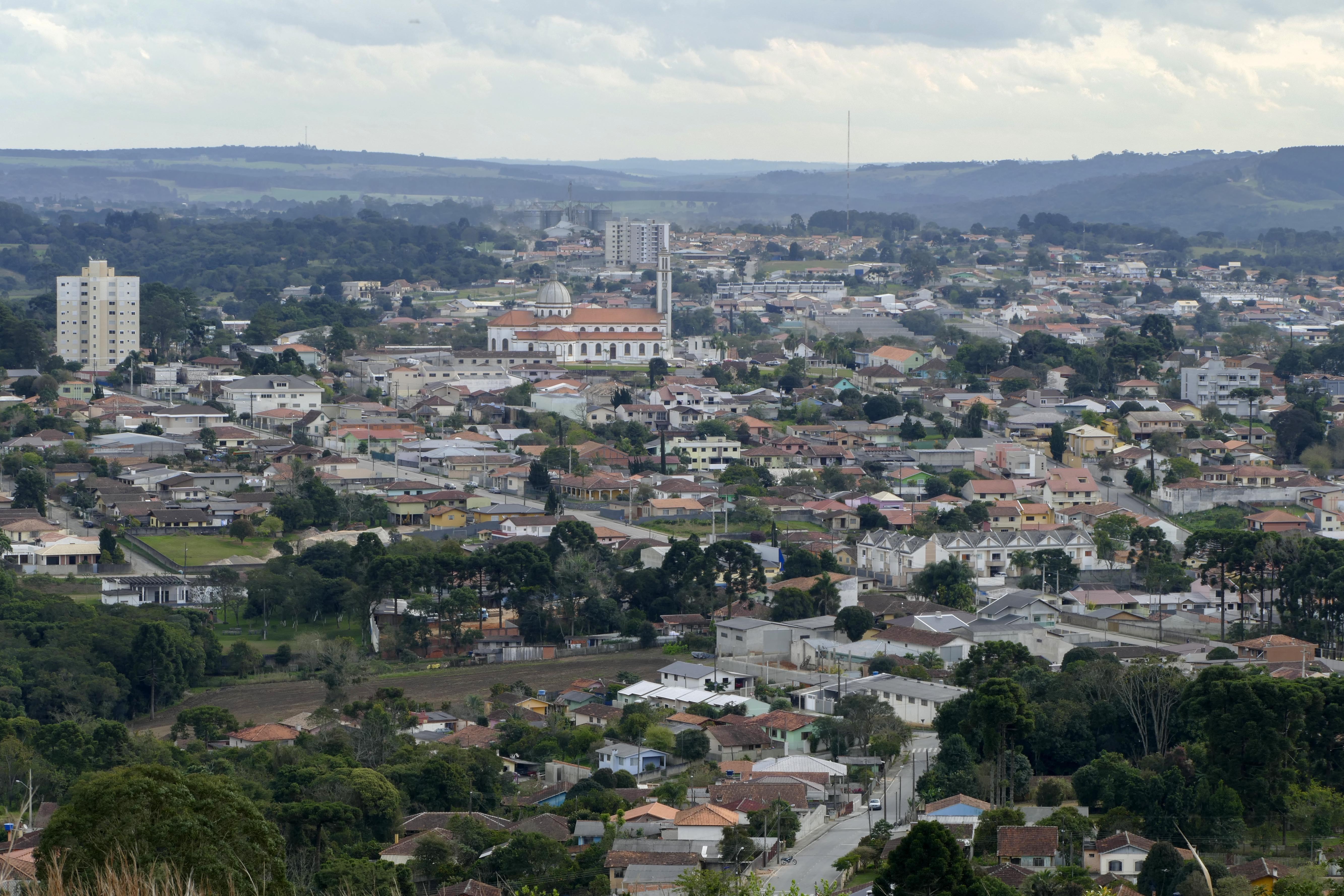 Prefeitura da Lapa abre concurso público com 12 vagas e salários de até R$ 11,6 mil; veja como se inscrever