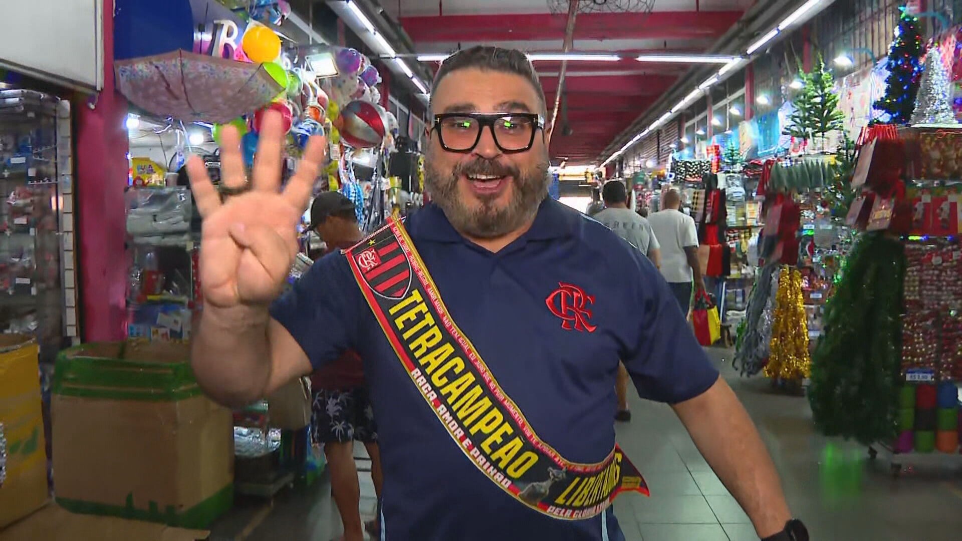 Orações, lugar marcado, mesma camisa: torcedores do Flamengo contam rituais para a final da Libertadores