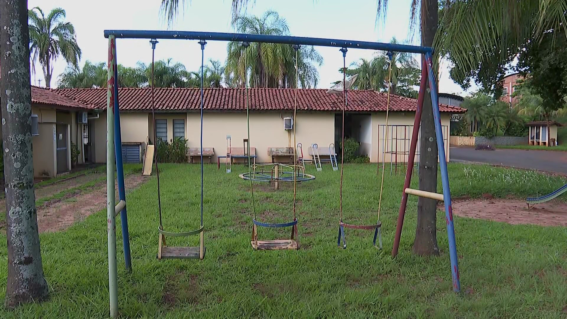 Apae de Monte Azul Paulista cobra R$ 160 mil em repasses da prefeitura e diz que suspenderá atendimentos