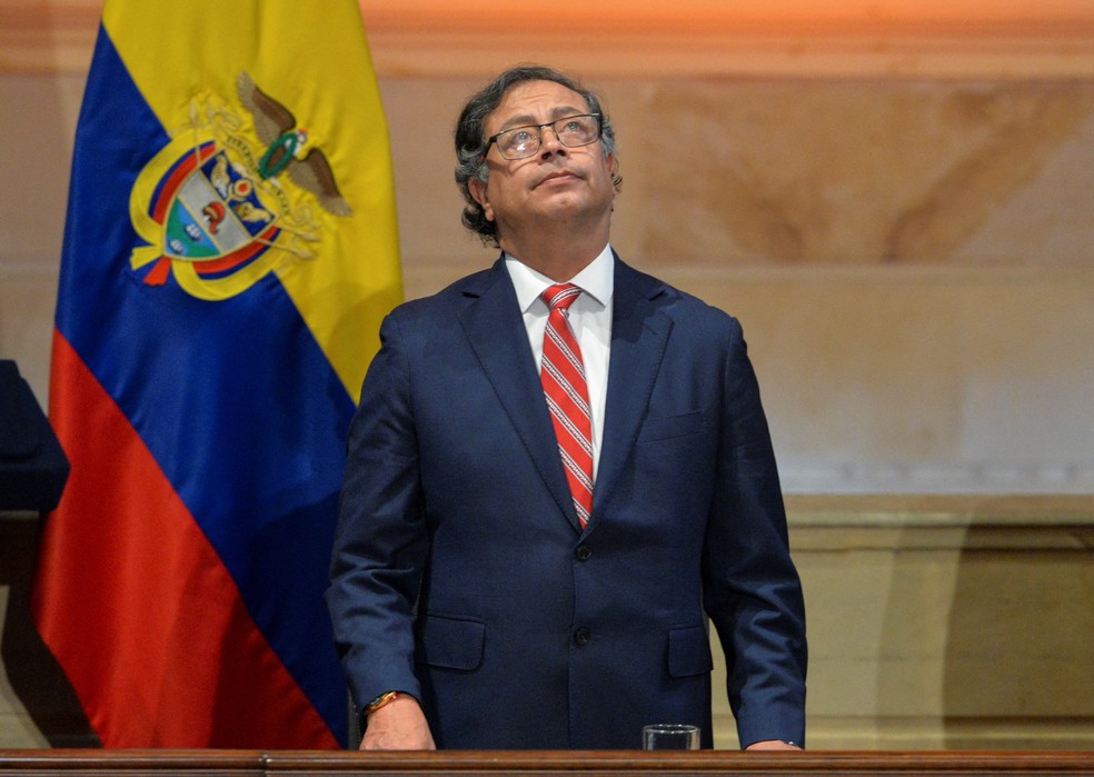 Gustavo Petro, da Colômbia, rompe silêncio e pede que Maduro permita contagem transparente dos votos | Mundo | G1