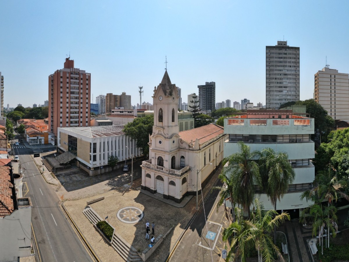 Igreja de São Benedito, em Piracicaba, está fechada há 5 anos e segue ...