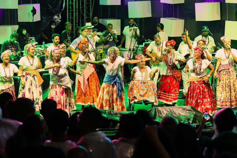 Imagem ilustrativa de uma apresentação de dança afro-brasileira em Salvador, Bahia