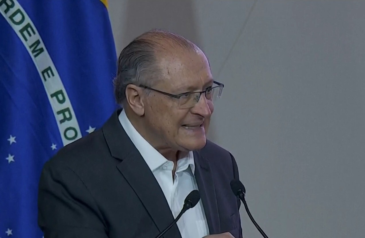Alckmin diz que decisão da Suprema Corte dos EUA é 'importante' para o Brasil e que tarifa global de 10% preserva competitividade