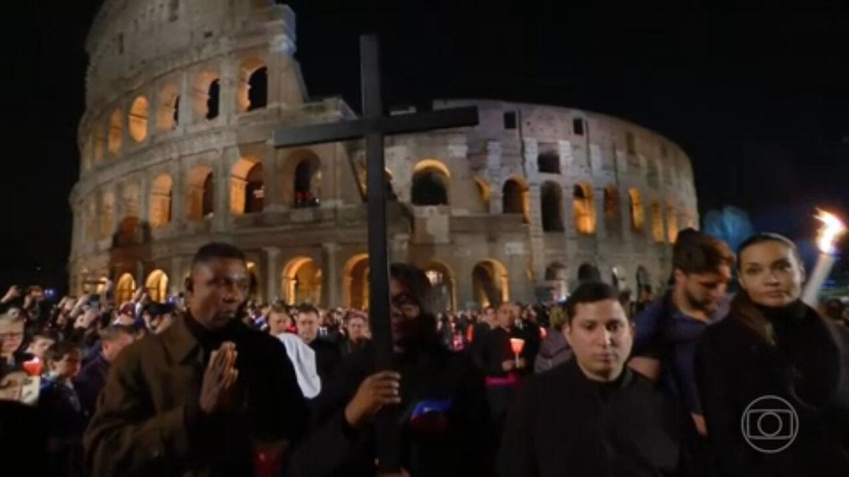 Papa Francisco cancela em cima da hora a participação na tradicional Via Sacra, em Roma
