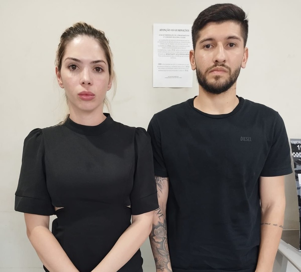 Cris Reinheimer e Raul Mendes foram detidos por suspeita de adulteração e receptação de um veículo roubado em MT — Foto: Polícia Militar