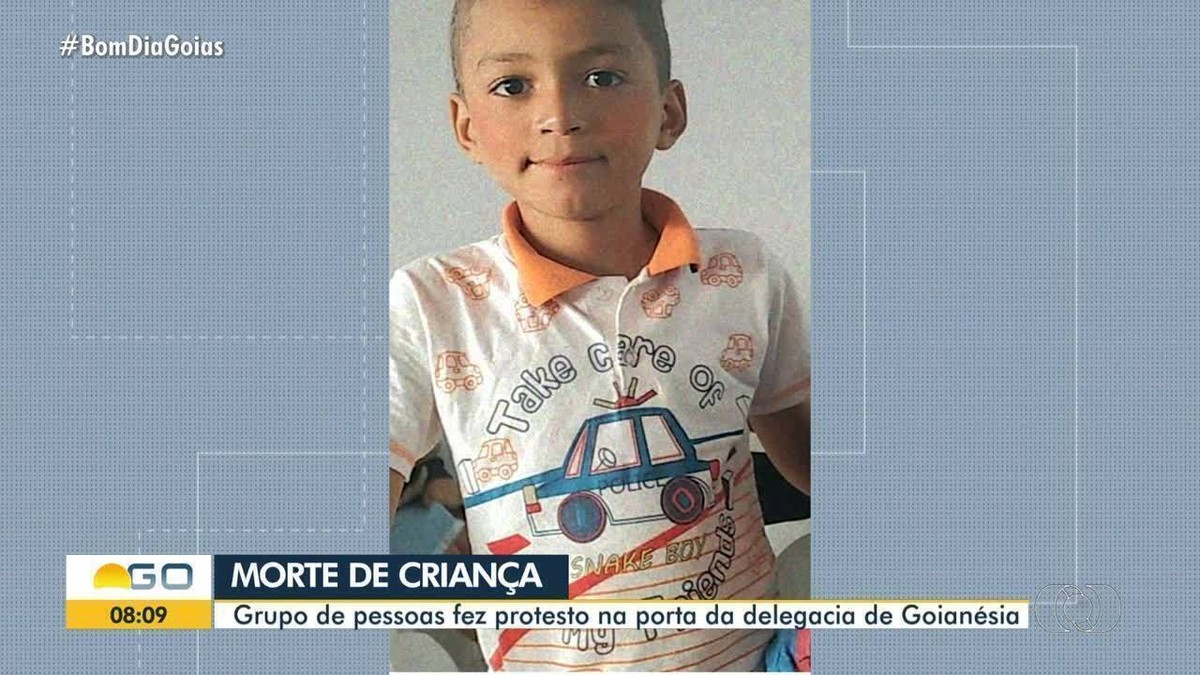 Chutes na barriga provocaram infecção que matou menino agredido por