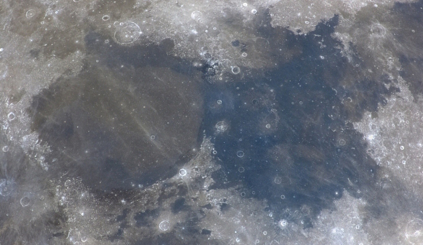 Fotógrafo amador de cidade na PB tem foto da Lua escolhida pela NASA em projeto que reúne imagens do espaço