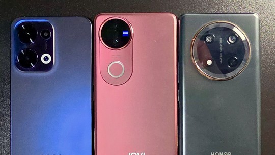 Honor, Jovi, Oppo: g1 testou a nova geração de celulares chineses que chegou ao Brasil - Destaques do Honor Magic7 Lite, Jovi V50 e Oppo Reno 13 são a grande duração da bateria e as boas câmeras, mas o preço é mais alto que o dos concorrentes. Veja o resultado dos testes.