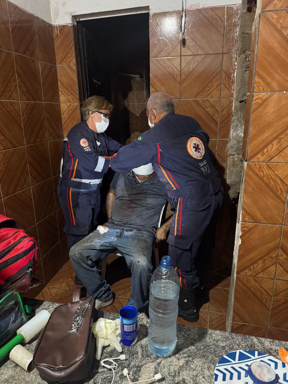 Técnico de enfermagem feito refém é resgatado durante sessão de tortura na Zona Norte de Teresina