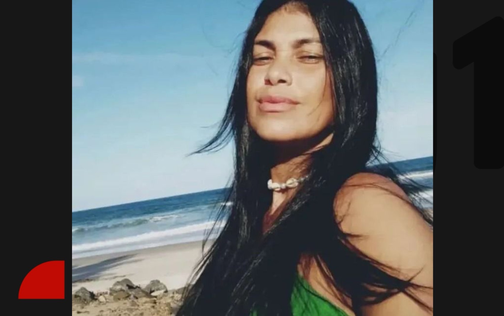 Mulher é encontrada morta em terreno baldio no sul da Bahia; corpo do ex-namorado dela foi encontrado enforcado na praia