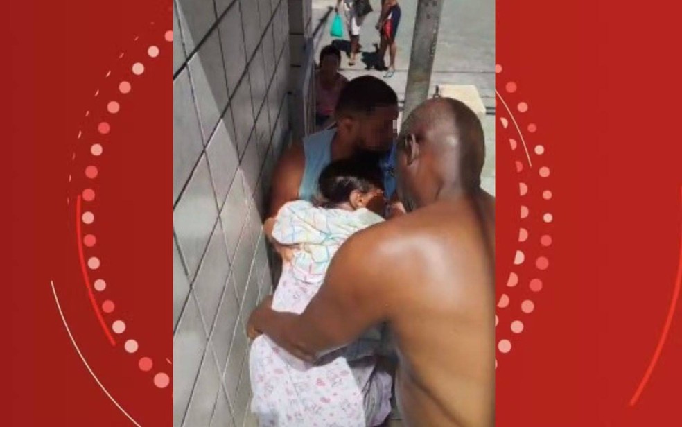 Idosa foi atingida por bala perdida dentro de casa — Foto: Reprodução/Redes Sociais