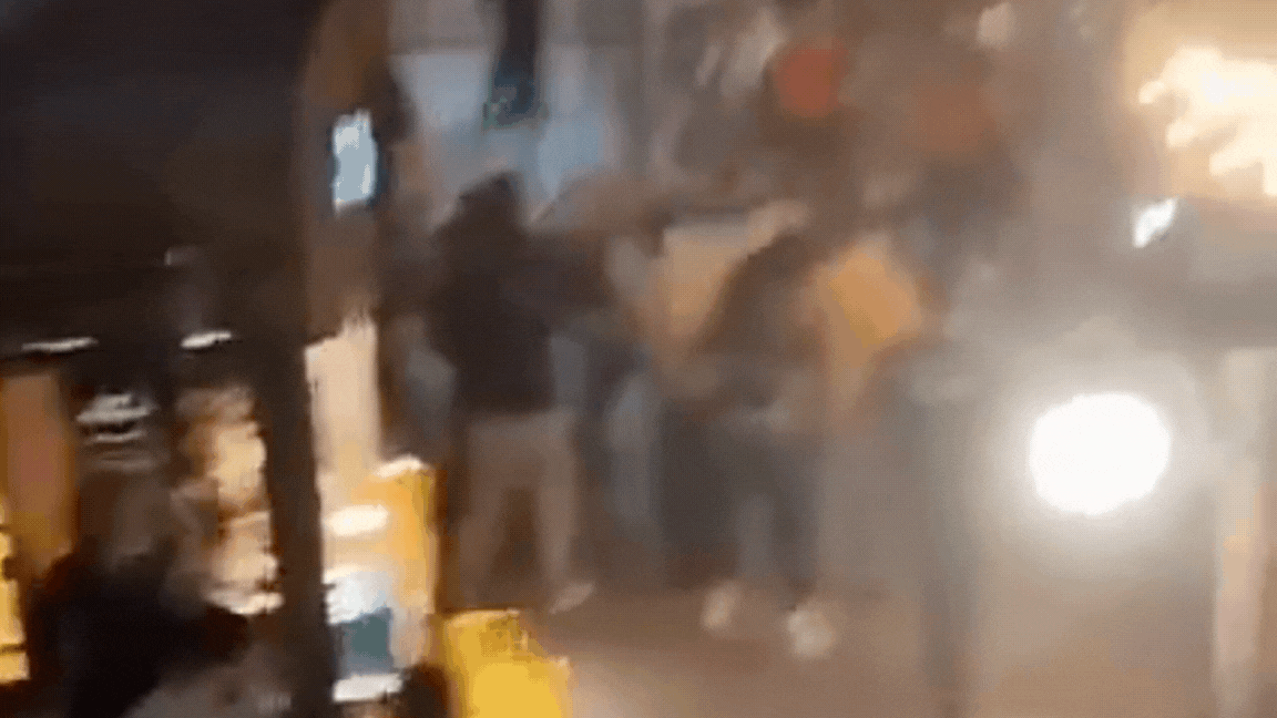 VÍDEO: Cobrança da conta de bar e divisão de comanda termina em pancadaria em Barbacena