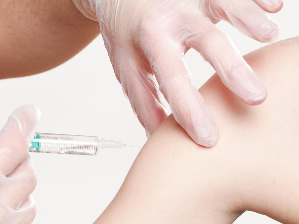 Vacinação contra HPV em Cubatão é ampliada para jovens de 15 a 19 anos até dezembro
