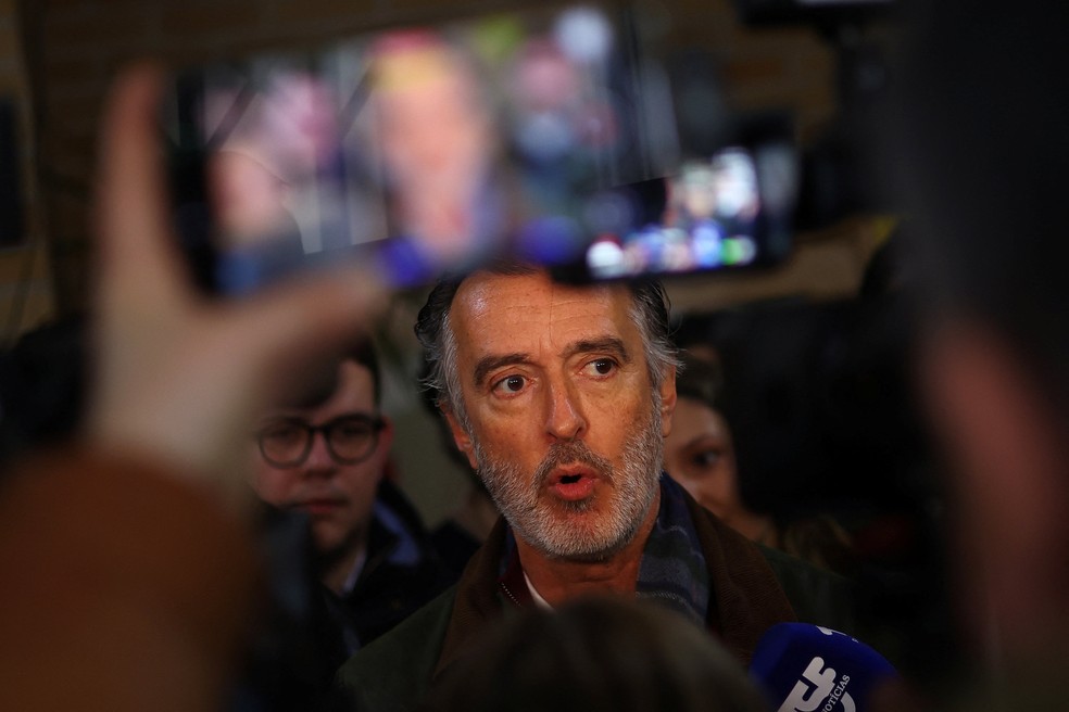 O candidato à presidência de Portugal João Cotrim Figueiredo durante ato de campanha, em 15 de janeiro de 2026. — Foto: Pedro Nunes/ Reuters