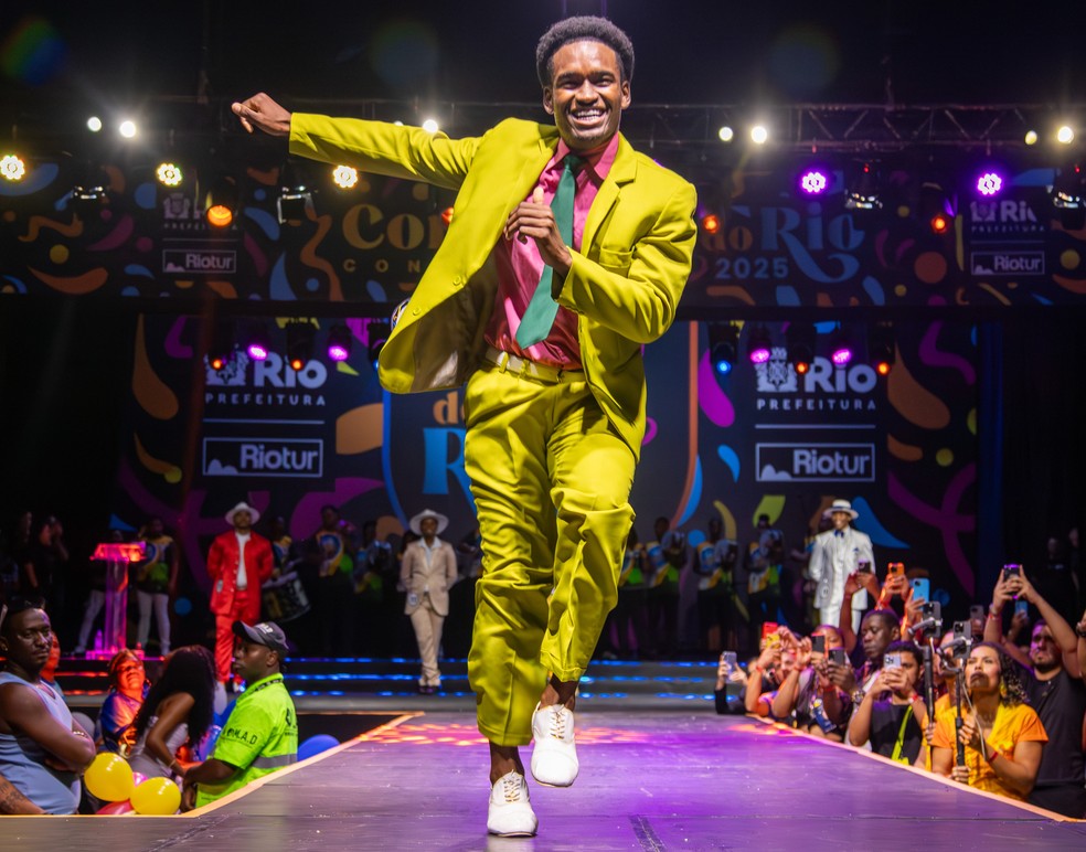 Davi Okwuchukwu, candidato a Rei Momo — Foto: Divulgação/Riotur