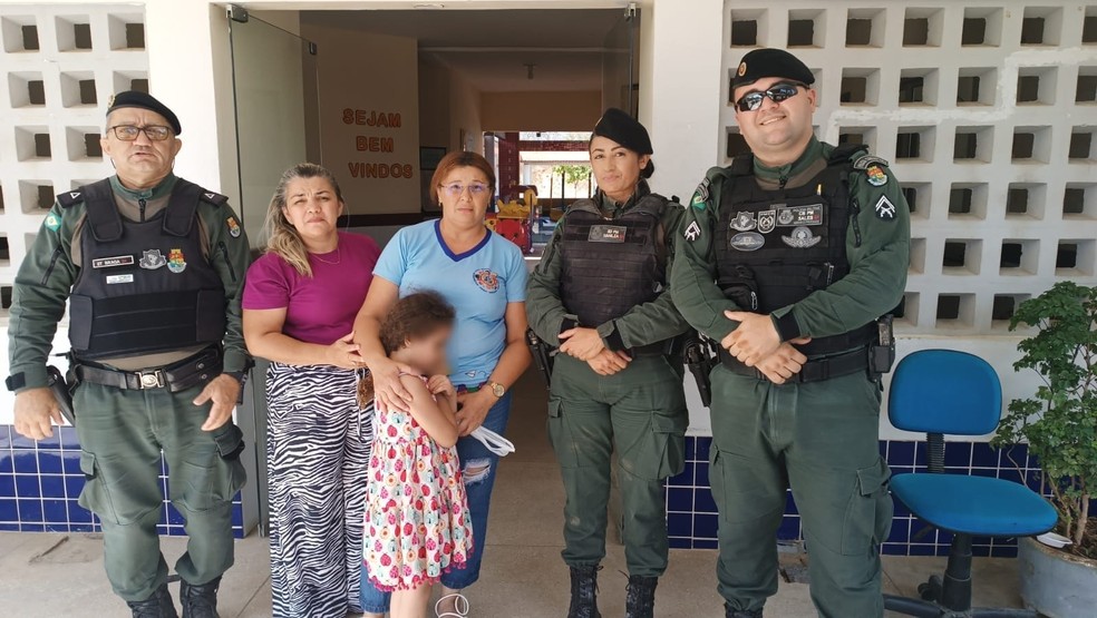 Criança de 5 anos se perde após sair de casa para comprar doces para própria mãe no Ceará. — Foto: PMCE/Reprodução