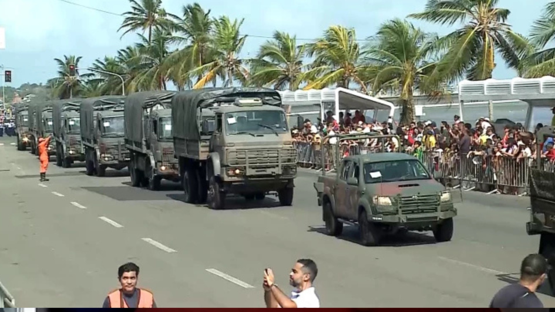 Feriado da Independência em São Luís é marcado por desfile e manifestação de movimentos de direita
