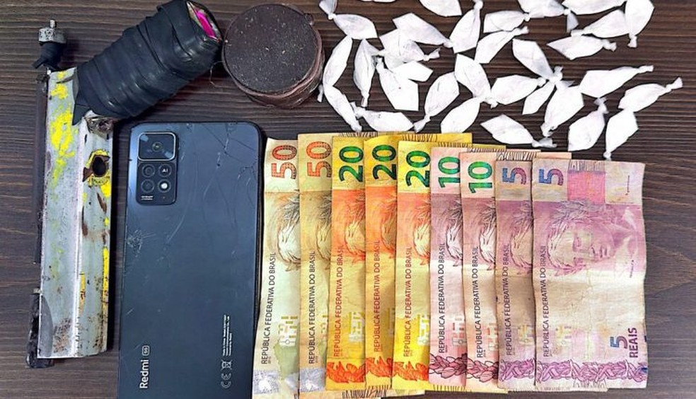 Três homens foram presos em flagrante nesse domingo (10), suspeitos de vender drogas durante o evento de comemoração do aniversário da cidade de Pedro do Rosário — Foto: Divulgação/ PC-MA
