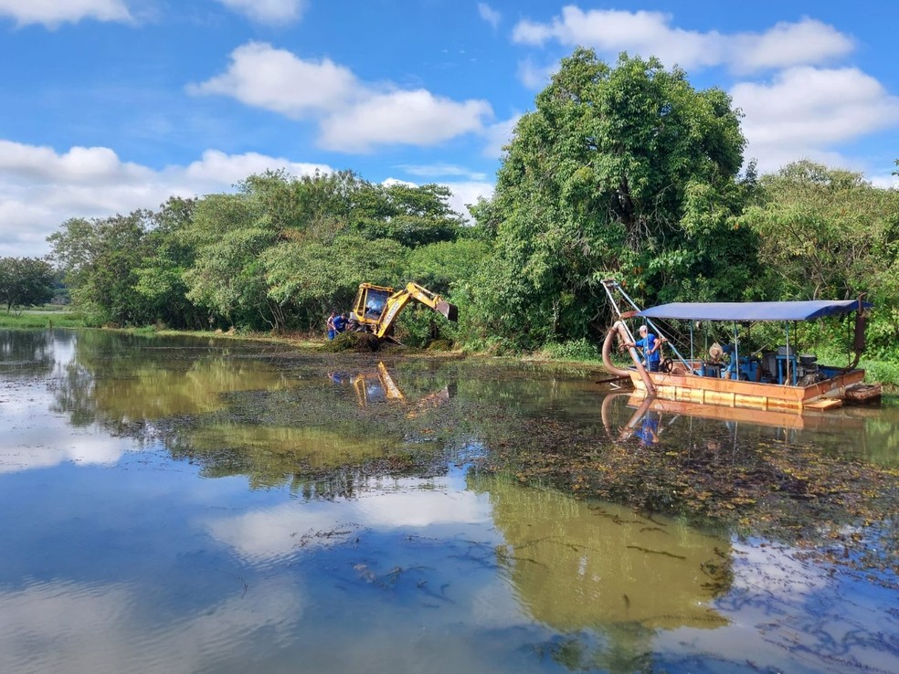 5 de 6
Limpeza e desassoreamento do Rio Batalha s&atilde;o esperados pelos moradores em Bauru &mdash; Foto: DAE/Divulga&ccedil;&atilde;o