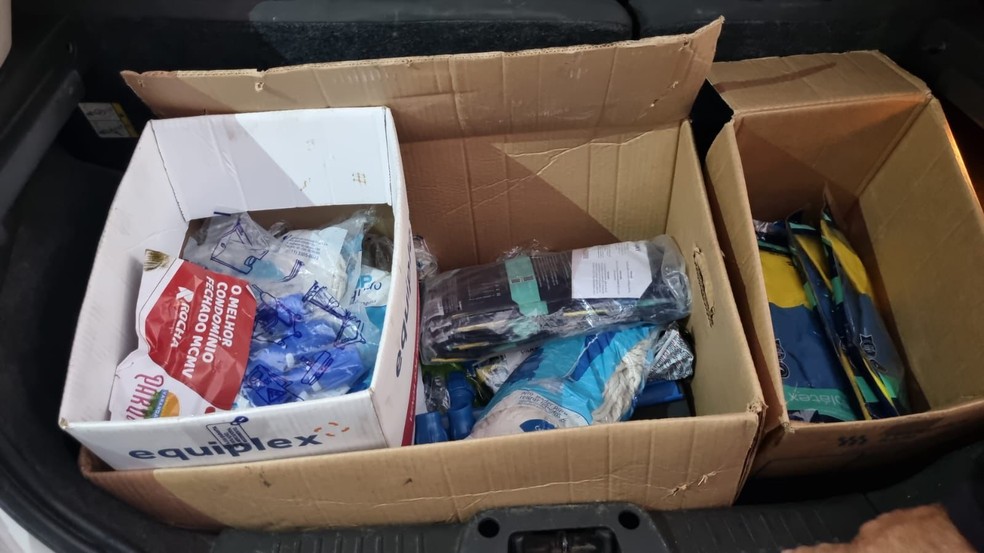 Além de remédios, a quadrilha também roubava insumos como algodão, luvas de limpeza entre outros materiais — Foto: Ascom SSP-AL