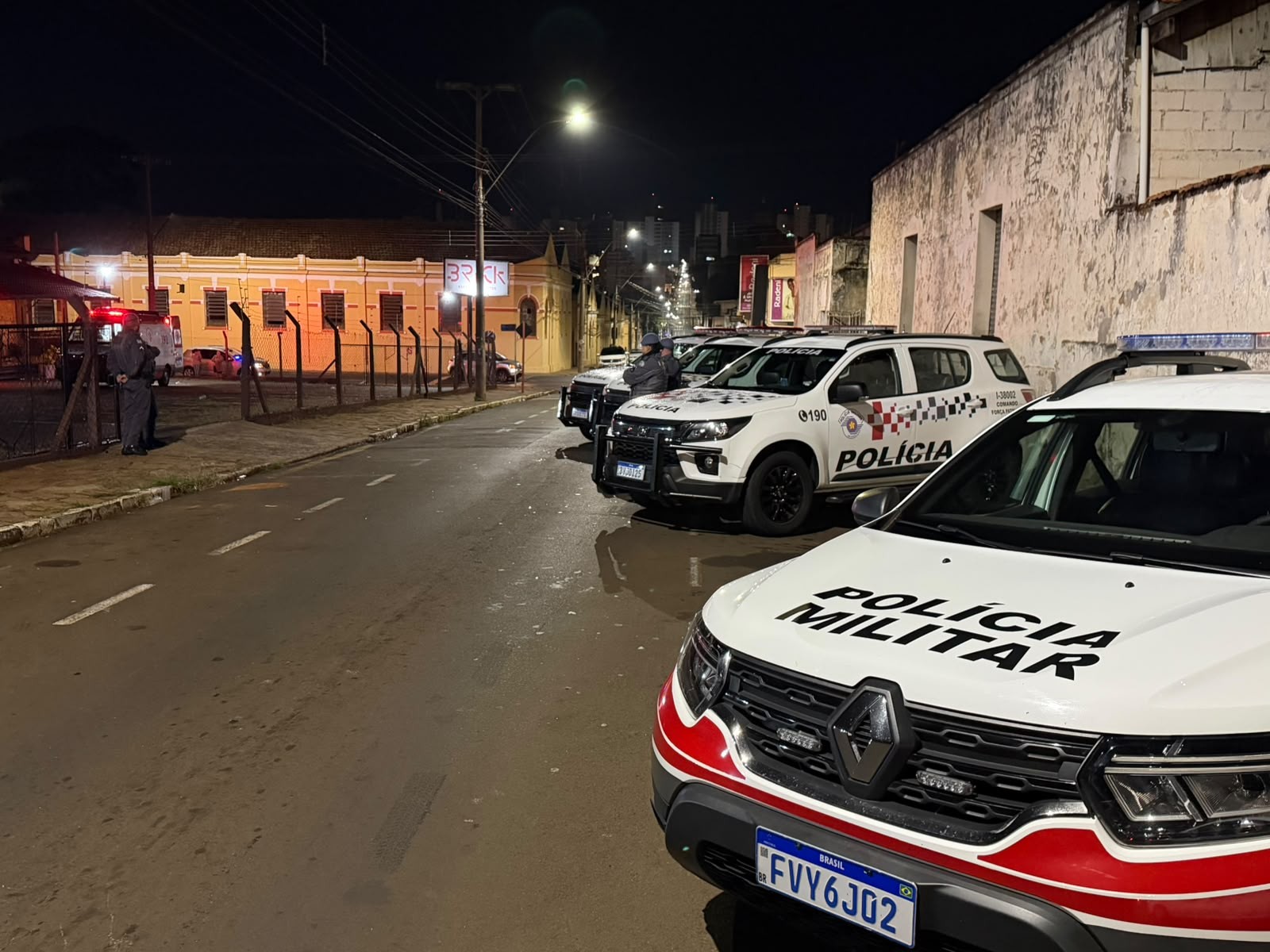 Tiroteio em casa de eventos deixa 6 feridos no interior de SP