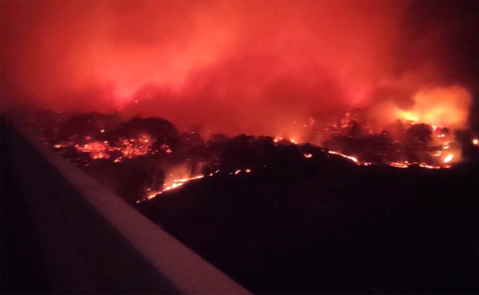 Céu mudou de cor após incêndios no Pantanal — Foto: Divulgação/Bombeiros