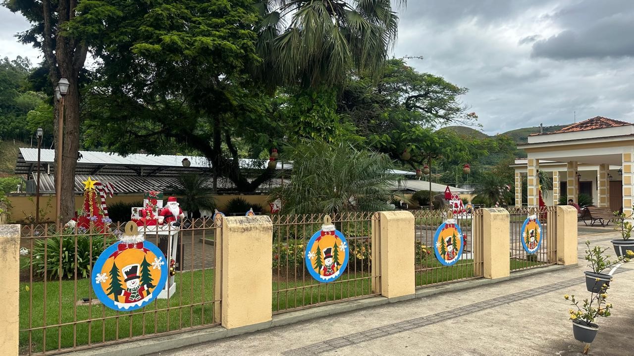 Decoração de Natal em Rio das Flores