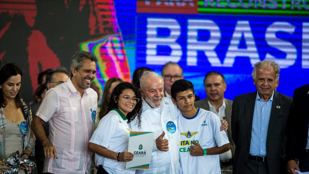 Lula assina decreto para primeiro campus do ITA no Nordeste: 'Trouxemos o ITA em gratidão ao Ceará'