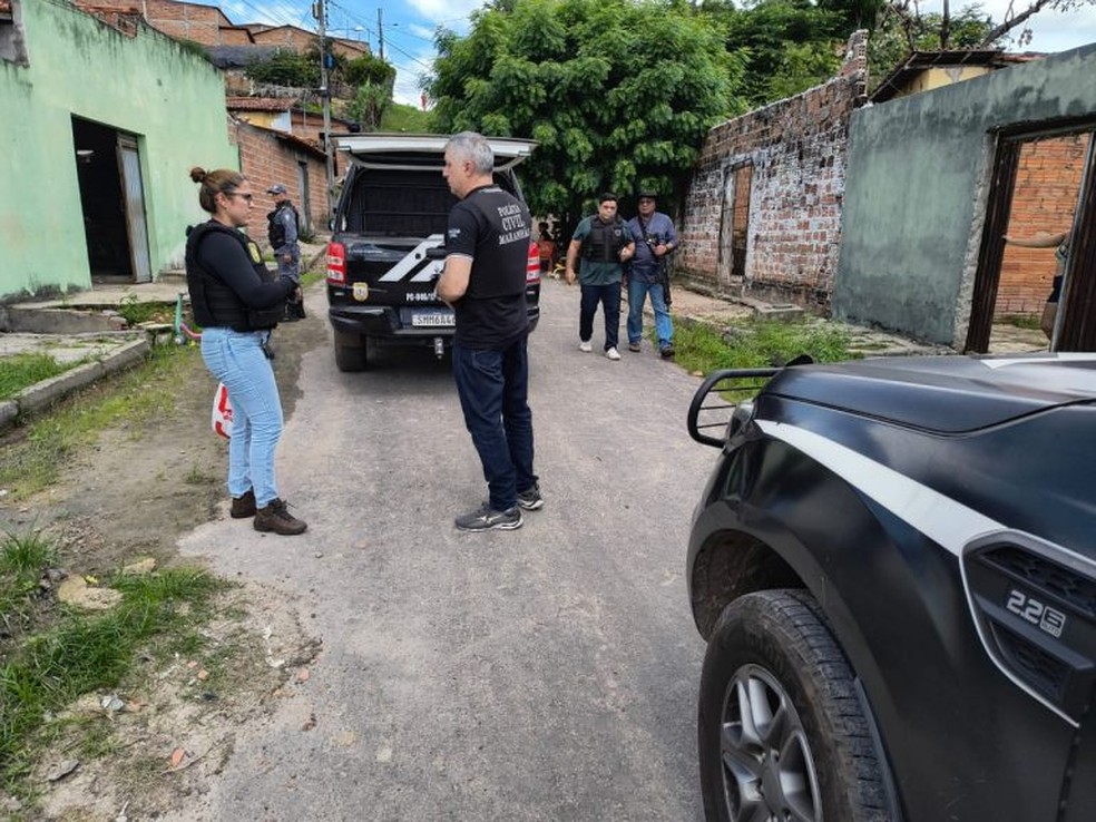 Duas pessoas são presos suspeitas de cometerem homicídios em Caxias, no MA — Foto: Divulgação/ PC-MA