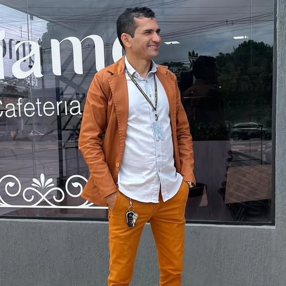 Assessor parlamentar Jackson Renei Aquino de Souza, flagrado com dinheiro de ataque hacker — Foto: Reprodução/Facebook