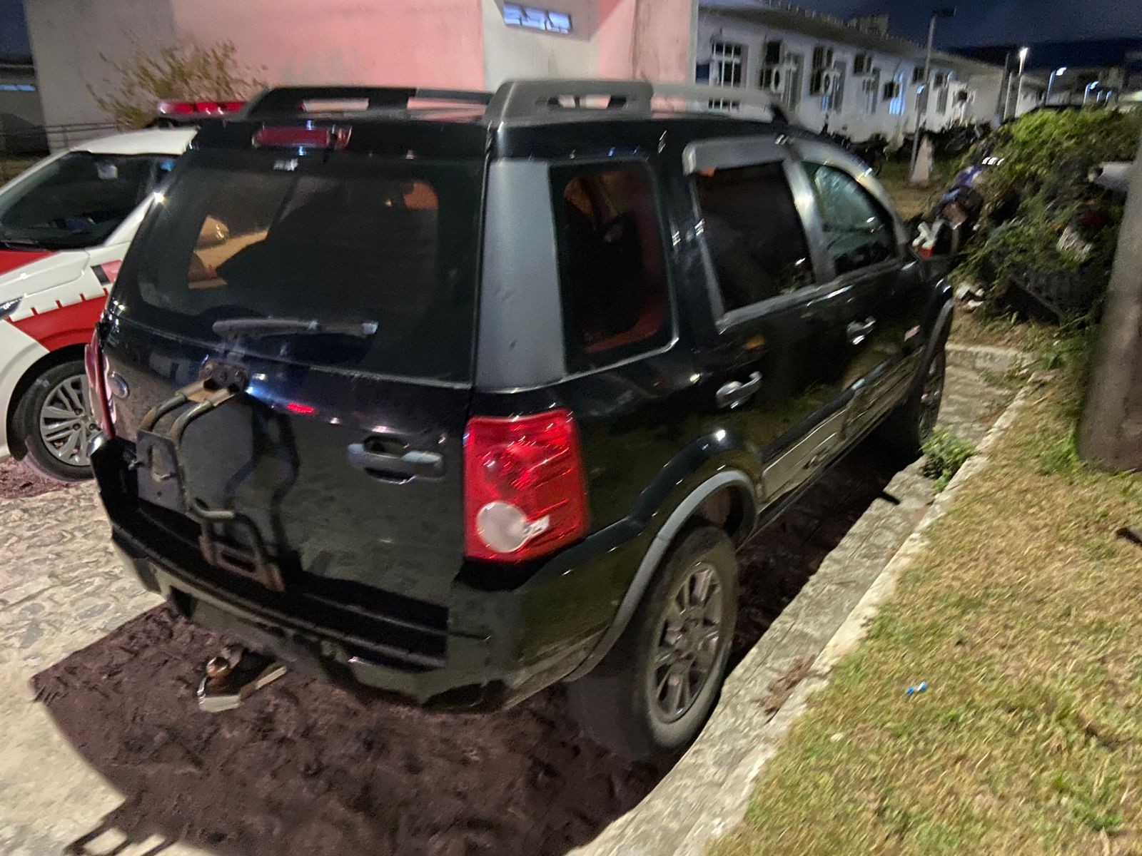 Tentativa de assalto a loja de roupas termina em perseguição e troca de tiros em João Pessoa