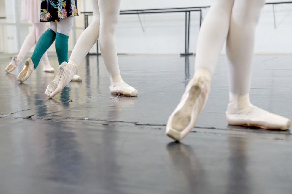 Professores de dança e de teatro não foram originalmente contemplados pelo edital da PND — Foto: Divulgação