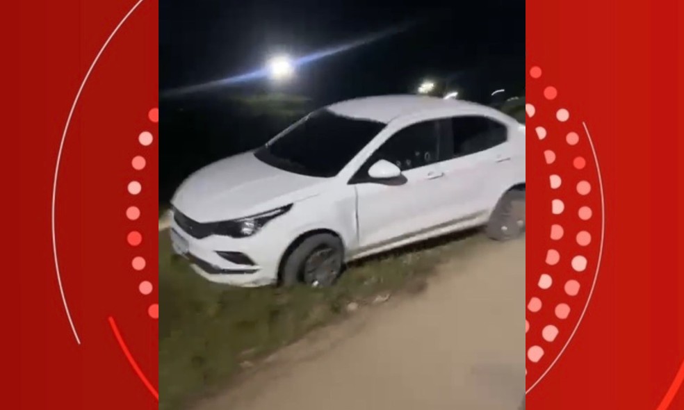 Homens armados efetuaram disparos de arma de fogo contra o veículo do vereador — Foto: Redes Sociais